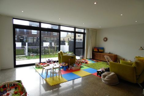 Photo of property in 15 Nevill Road, Hobsonville, Auckland, 0616