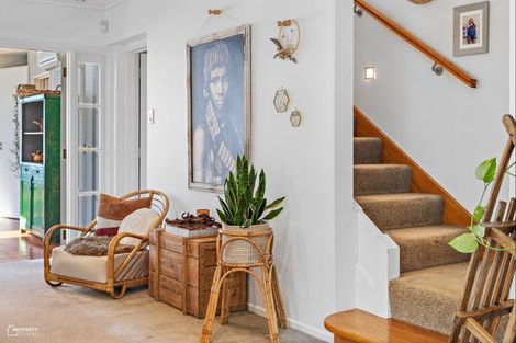 Photo of property in 19 Kempton Street, Greytown, 5712