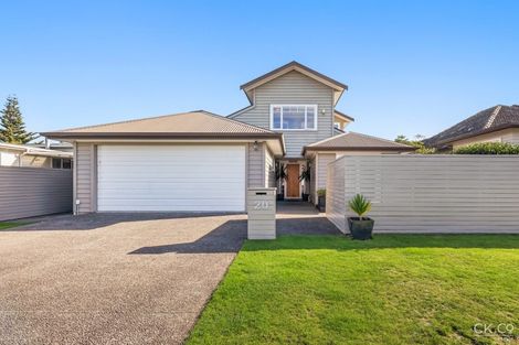 Photo of property in 20 Saint James Avenue, Boulcott, Lower Hutt, 5011