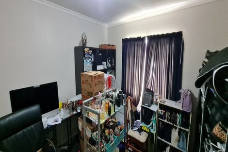 Photo of property in 7 Station Road, Takanini, 2112