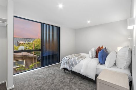 Photo of property in 2/76 Caledonian Road, St Albans, 8014