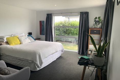 Photo of property in 16b Crown Close, Prebbleton, 7604