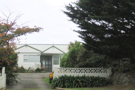 Photo of property in 132 Seaview Road, Paraparaumu Beach, Paraparaumu, 5032