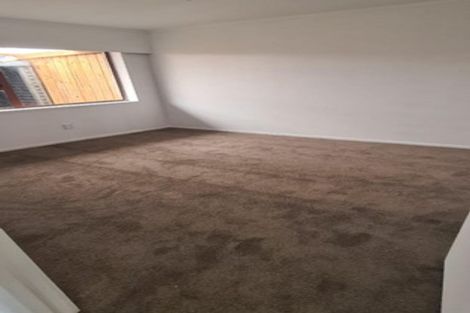 Photo of property in 2/76 Kenderdine Road, Papatoetoe, Auckland, 2025
