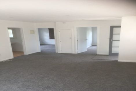 Photo of property in 461 East Coast Road, Murrays Bay, Auckland, 0630