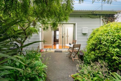 Photo of property in 73a Grafton Road, Roseneath, Wellington, 6011