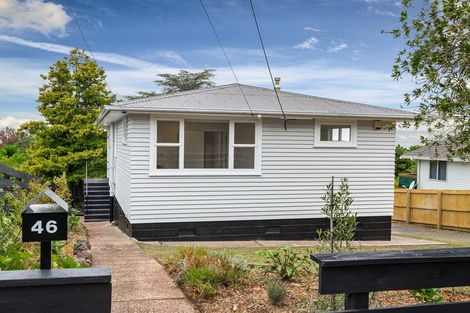 Photo of property in 46 Colwill Road, Massey, Auckland, 0614