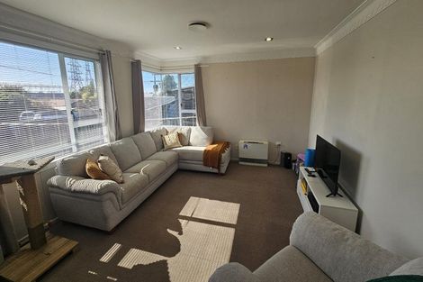 Photo of property in 2 Saxton Road, Upper Vogeltown, New Plymouth, 4310