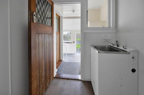 Photo of property in 4 Bone Crescent, Hawera, 4610