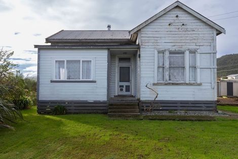 Photo of property in 53 Bright Street, Cobden, Greymouth, 7802