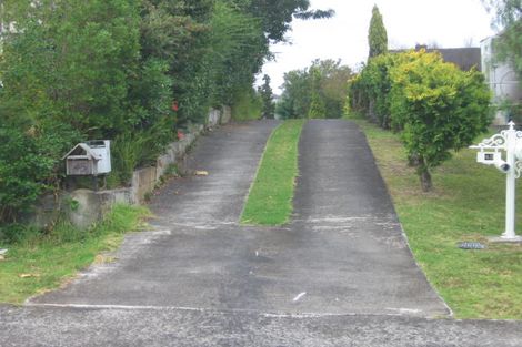 Photo of property in 2/45 Chequers Avenue, Glenfield, Auckland, 0629