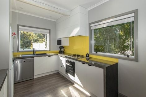 Photo of property in 22 Enfield Road, Hospital Hill, Napier, 4110