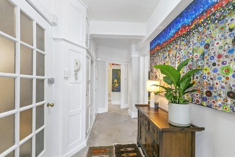 Photo of property in Inverleith Apartments, 306u1 Oriental Parade, Oriental Bay, Wellington, 6011