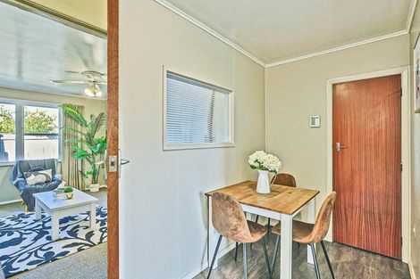 Photo of property in 2/65 Middle Road, Havelock North, 4130