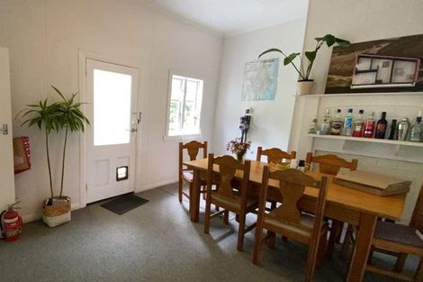 Photo of property in 38 Sugarloaf Road, Brooklyn, Wellington, 6021