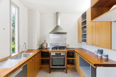 Photo of property in 51a Colenso Street, Sumner, Christchurch, 8081