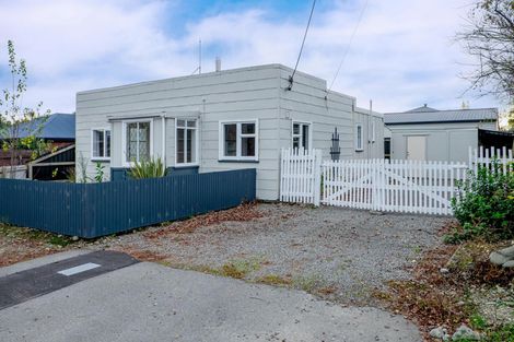 Photo of property in 29 South Terrace Road, Geraldine, 7930