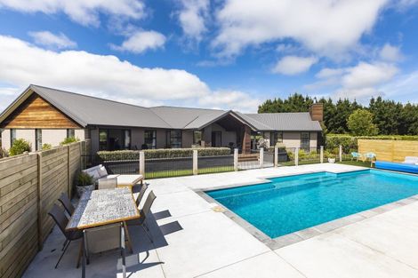 Photo of property in 14 Kingsdowne Drive, West Melton, 7618