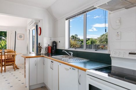 Photo of property in 490b Papamoa Beach Road, Papamoa Beach, Papamoa, 3118