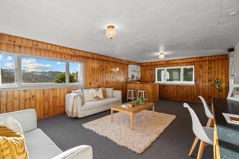 Photo of property in 96 Moncks Spur Road, Redcliffs, Christchurch, 8081