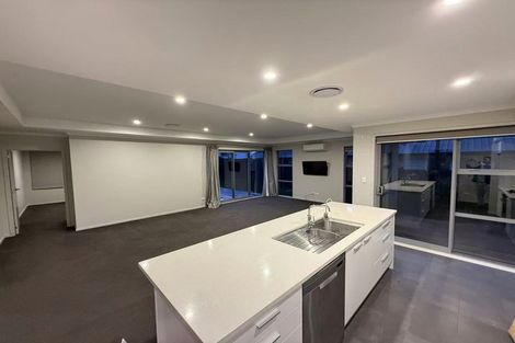 Photo of property in 98 Ridgedale Road, Silverdale, 0932