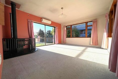 Photo of property in 37 Evesham Crescent, Spreydon, Christchurch, 8024