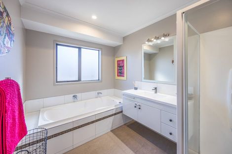 Photo of property in 107 Kacey Avenue, Te Awamutu, 3800