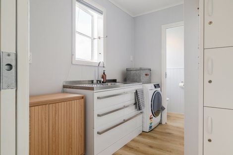 Photo of property in 1 Edward Street, Pahiatua, 4910