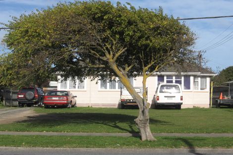 Photo of property in 4 Kowhai Street, Naenae, Lower Hutt, 5011
