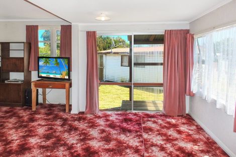 Photo of property in 12 Roore Street, Foxton Beach, Foxton, 4815