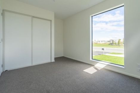 Photo of property in 93 Faringdon Boulevard, Rolleston, 7615