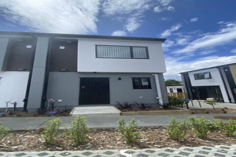 Photo of property in 27/241 Don Buck Road, Massey, Auckland, 0614