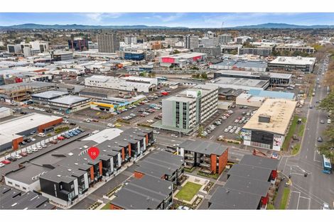 Photo of property in 18/182u London Street, Hamilton Central, Hamilton, 3204