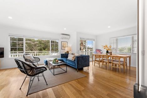 Photo of property in 41 Ferry Road, Arkles Bay, Whangaparaoa, 0932