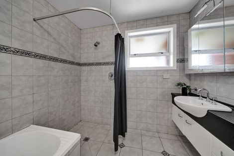 Photo of property in 10 Maire Street, Hawera, 4610