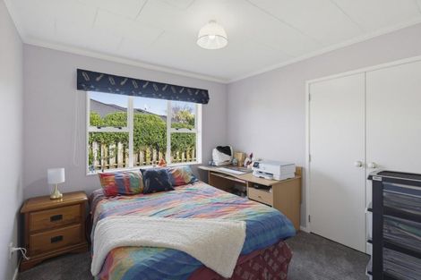 Photo of property in 16 Easton Way, Levin, 5510