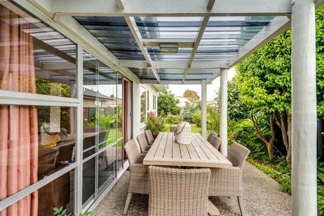 Photo of property in 2/39 Cassino Crescent, Onekawa, Napier, 4110