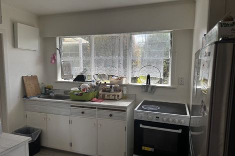 Photo of property in 15 Bevyn Street, Castor Bay, Auckland, 0620