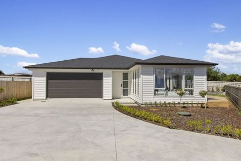 Photo of property in 8 Penny Lane, Pukekohe, 2120