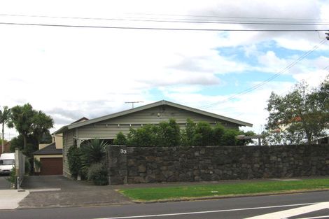 Photo of property in 33 Campbell Road, Onehunga, Auckland, 1061
