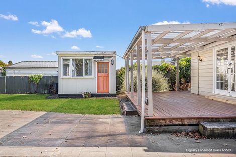 Photo of property in 702 Avenue Road West, Saint Leonards, Hastings, 4120