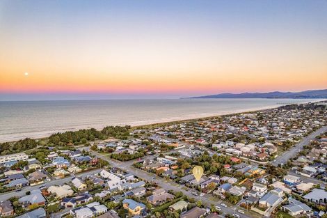 Photo of property in 26 Larnach Street, Waimairi Beach, Christchurch, 8083