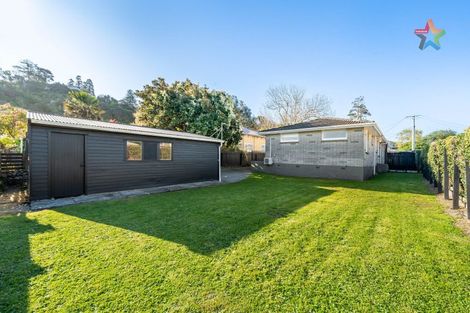 Photo of property in 2/12 Bridge Street, Melling, Lower Hutt, 5010