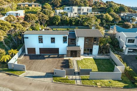 Photo of property in 3 Young Nicks Lane, Whitby, Porirua, 5024