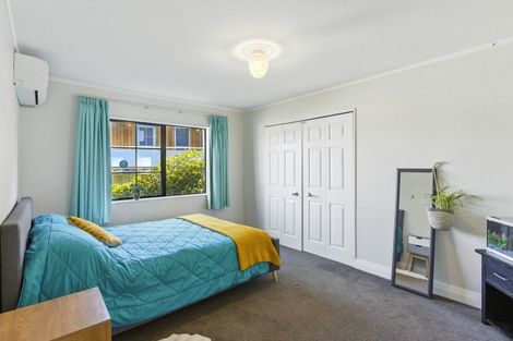 Photo of property in 42 Hicks Crescent, Waikanae Beach, Waikanae, 5036