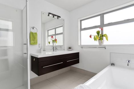 Photo of property in 23 Glenpark Crescent, Bethlehem, Tauranga, 3110