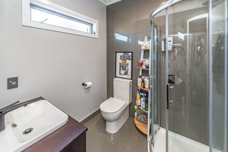 Photo of property in 3 Kamahi Street, Castlecliff, Whanganui, 4501