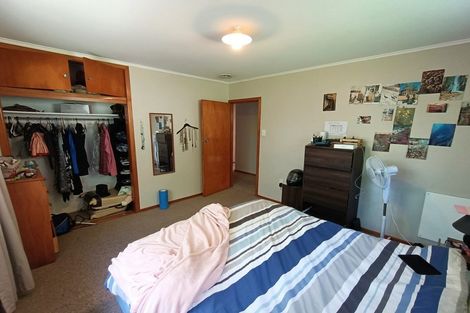 Photo of property in 15 Collier Avenue, Karori, Wellington, 6012
