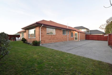 Photo of property in 64 Kintyre Drive, Broomfield, Christchurch, 8042