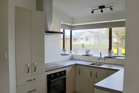 Photo of property in 44a Queen Street, Cambridge, 3434